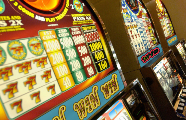 Beating slot machines strategy game